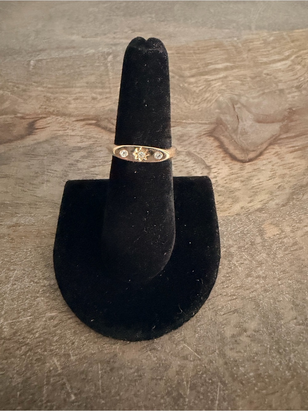 🍭6/$30 Gold Tone Celestial Sun Clear Stone Ring Size 6.5
